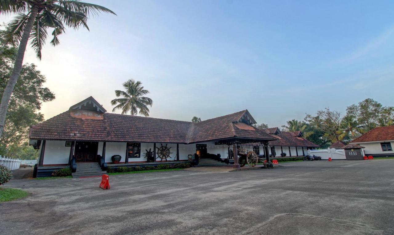 Treebo Premium Travancore Palace Cherthala Alappuzha Екстериор снимка