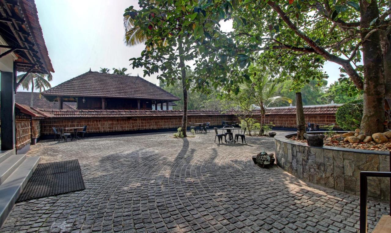 Treebo Premium Travancore Palace Cherthala Alappuzha Екстериор снимка