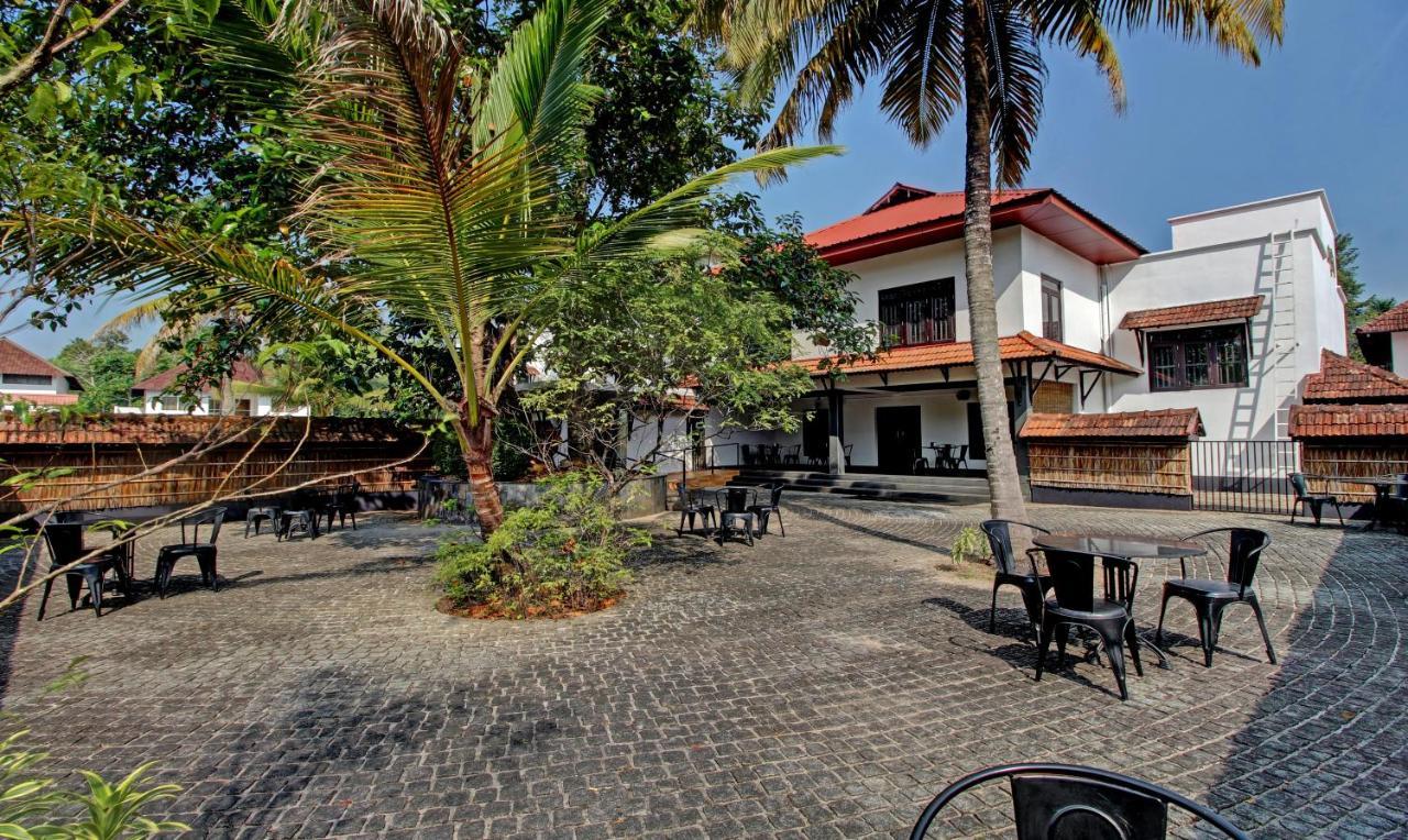 Treebo Premium Travancore Palace Cherthala Alappuzha Екстериор снимка